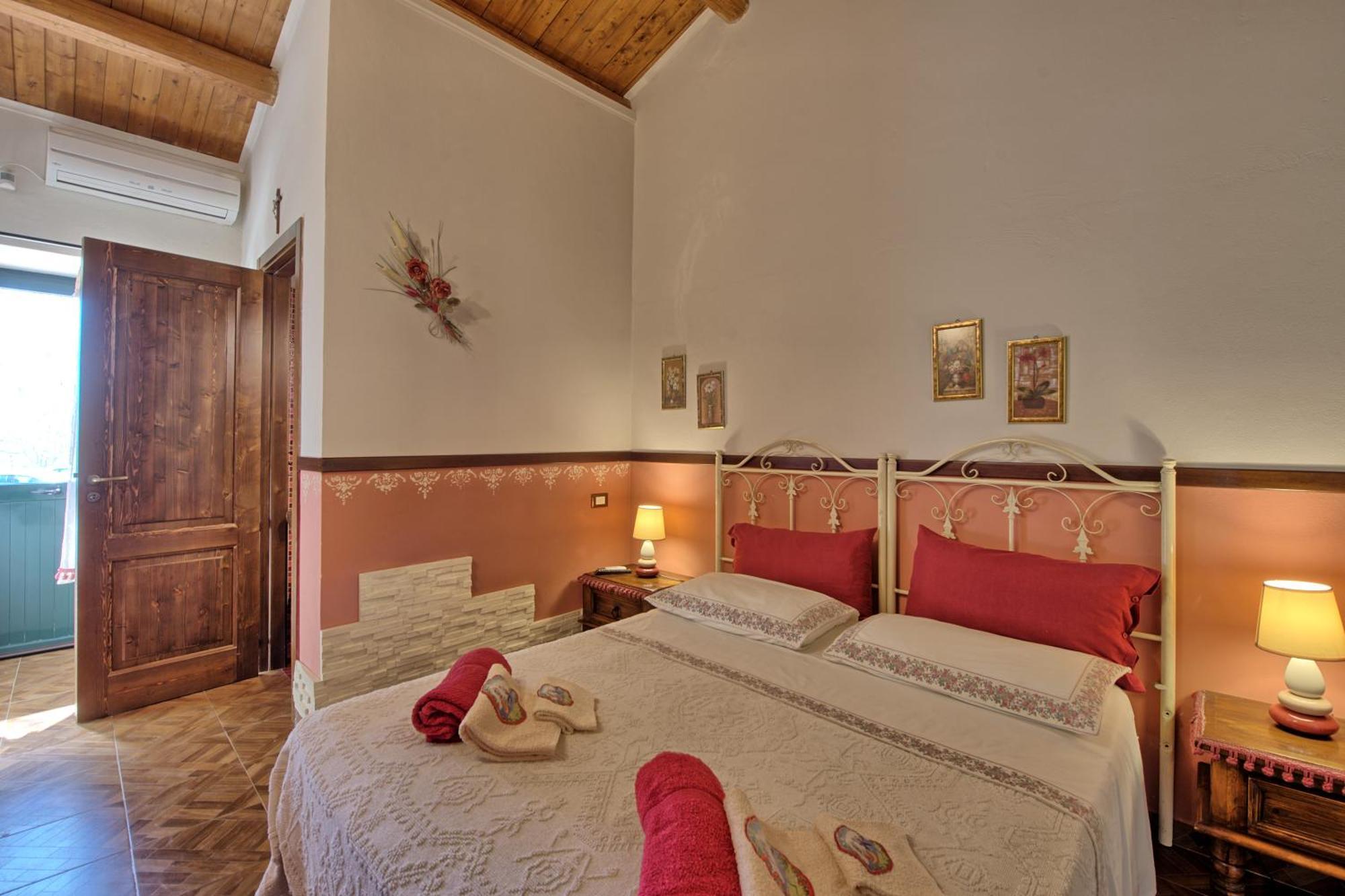Villa Maddalena By Posarellivillas Palazzolo Acreide Esterno foto
